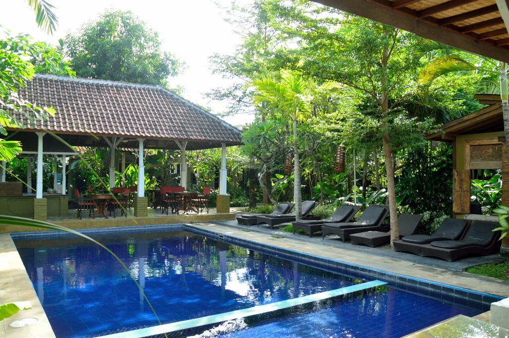 Desa Nyima Hotel Seminyak Exterior foto