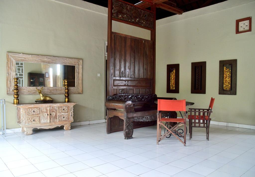 Desa Nyima Hotel Seminyak Exterior foto